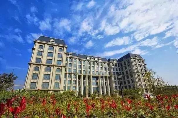 南京信息工程大学不仅如此,南工大有5个国家重点学科,获得过国家科技